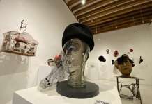 Retratos de familia: memoria, objetos y escena en el universo de Beatriz Roussek