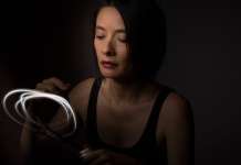 “Tramas resonantes” explora la vibración y la materia en la Fonoteca Nacional